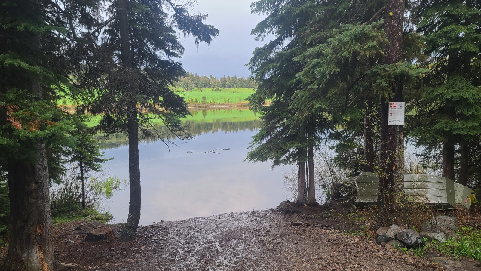 Open shoreline entry to the lake from camp
